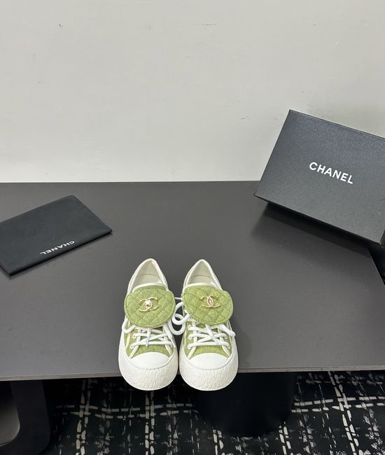 Chanel Dual-wear High-top Casual Sneakers Comfortable