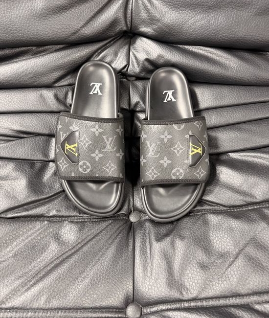 Louis Vuitton LV High Quality Comfortable Casual Summer Slides