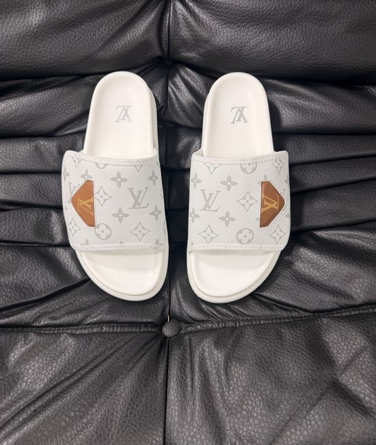 Louis Vuitton LV High Quality Comfortable Casual Summer Slides
