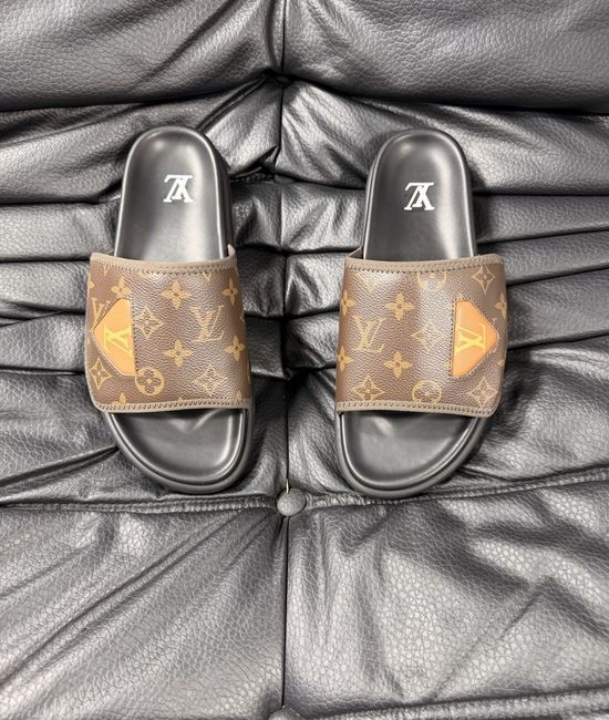 Louis Vuitton LV High Quality Comfortable Casual Summer Slides