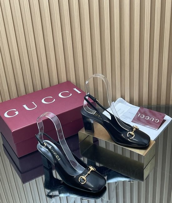 Gucci Block Heel Buckle Fastening Leather Dress Sandals