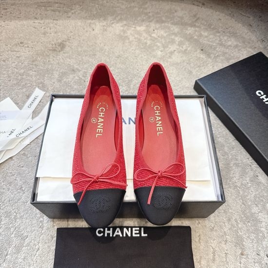 Chanel Elegant Daily Wear Velvet Ballet Flat Shoes
