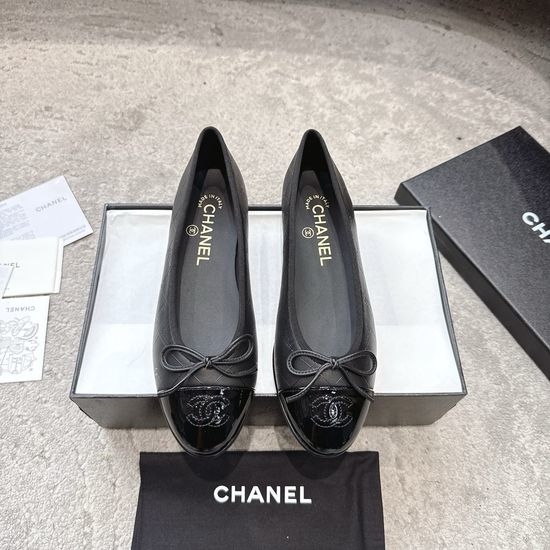Chanel Timeless Comfortable Velvet Ballet Flat Shoes