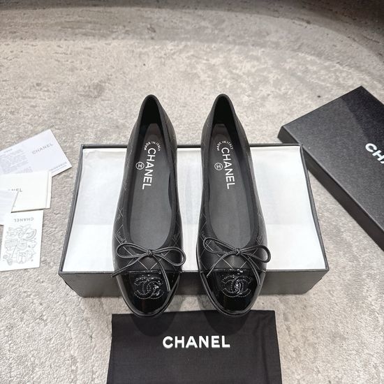 Chanel Timeless Comfortable Velvet Ballet Flat Shoes