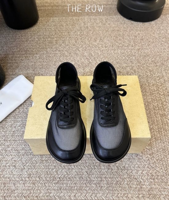 The Row Elegant Mesh Single Shoes Versatile Occasion Wear