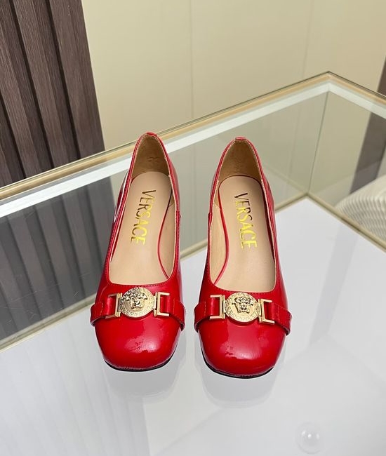 Versace Round Toe Leather Flats Soft Sheepskin Insole Comfortable