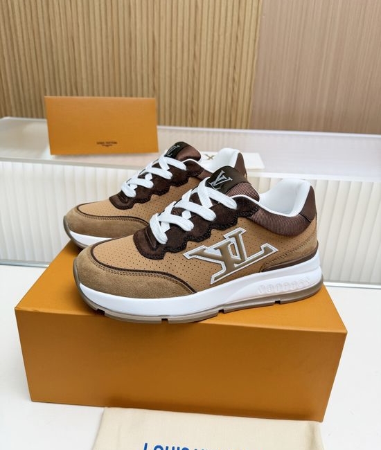 Louis Vuitton LV Premium Cowhide Casual Shoes with Comfort Latex Insole