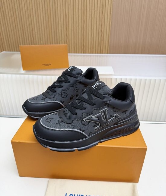 Louis Vuitton LV Premium Cowhide Casual Shoes with Comfort Latex Insole