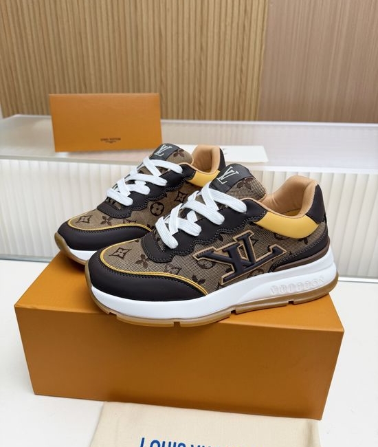 Louis Vuitton LV Premium Cowhide Casual Shoes with Comfort Latex Insole