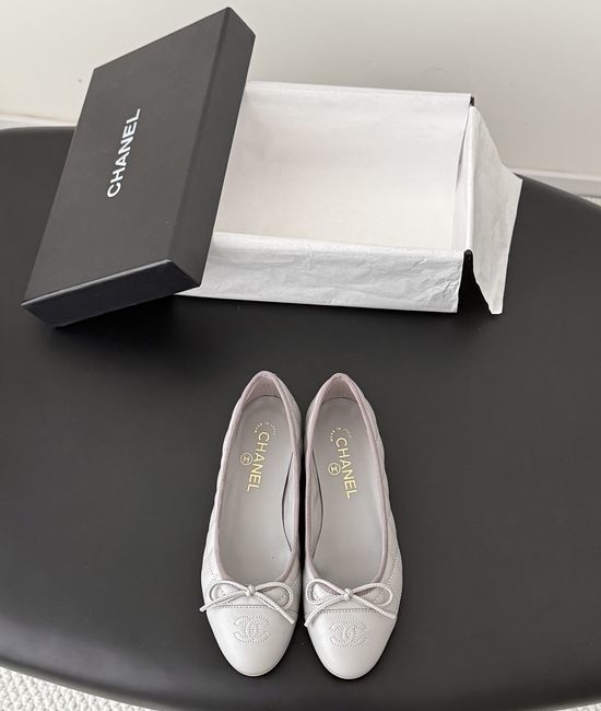 Chanel Classic Round Toe Comfortable Flat Ballet Shoes