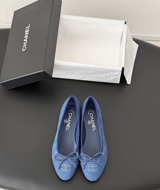 Chanel Classic Round Toe Comfortable Flat Ballet Shoes