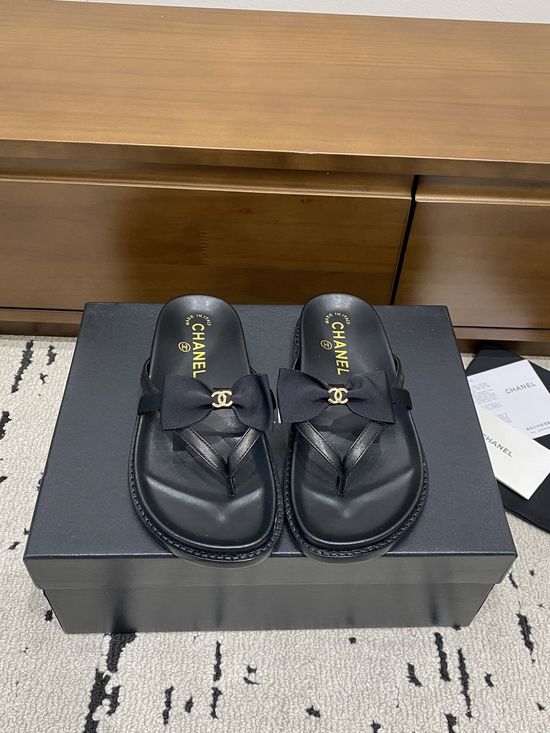 Chanel Classic Bow Slip-On Sandals with Chic Design