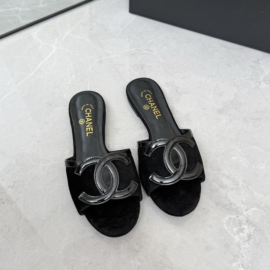 Chanel Logo Decor Leather Upper Comfort Flat Slide Slippers