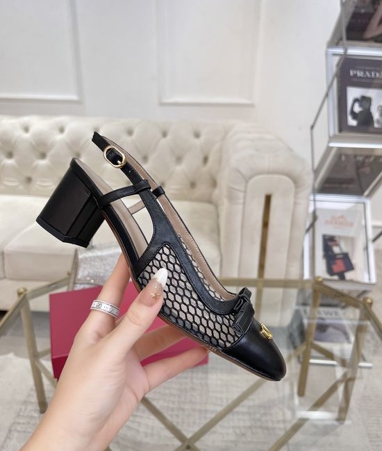 Valentino Bow Decor Leather High Heel Shoes Elegant Comfortable Classic