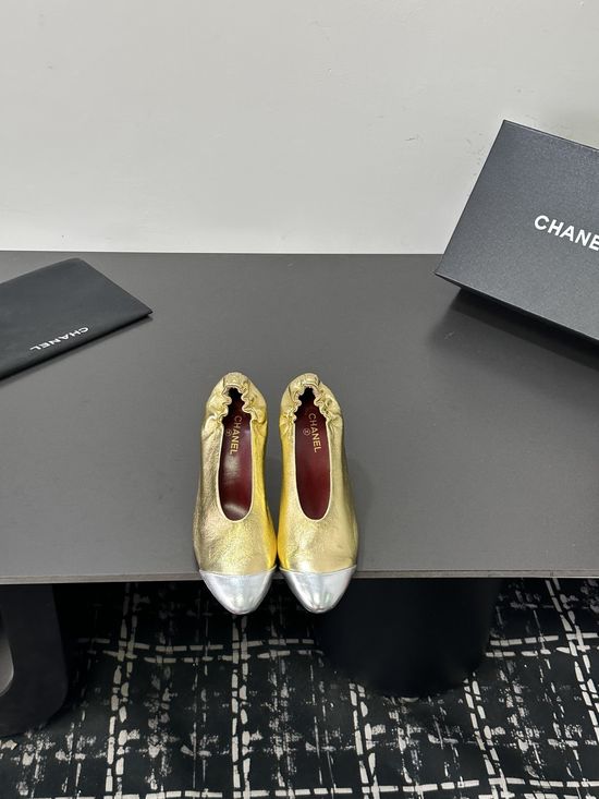 Chanel Color Block Ruffled Stiletto Pumps Sheepskin Upper