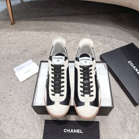 Chanel Retro Color Block Casual Leather Sneakers
