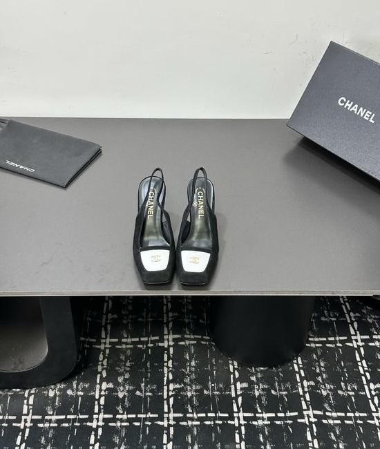 Chanel Sheepskin Upper Elegant Slides With Gift Box