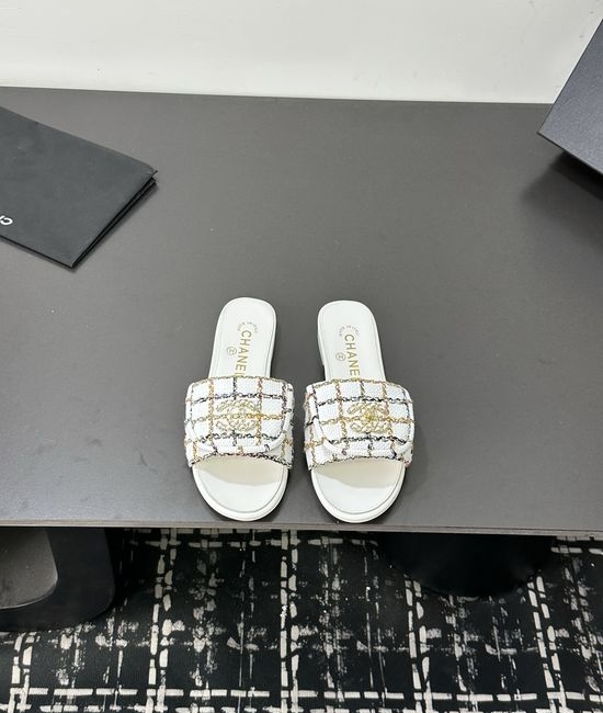 Chanel Comfortable Sheepskin Lining Casual Slides