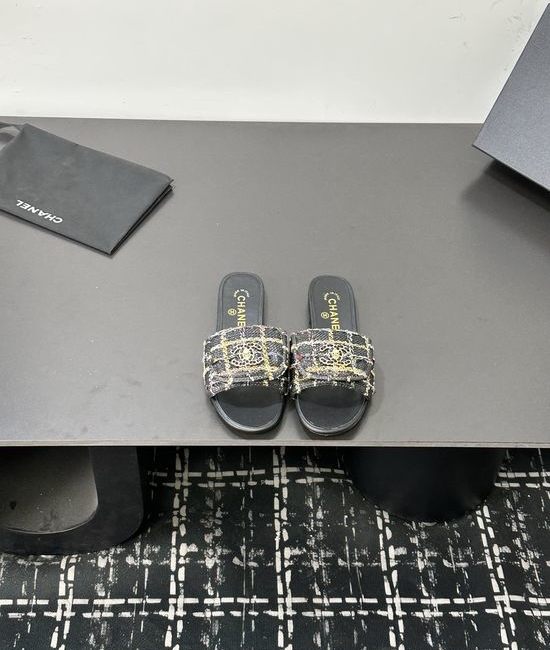 Chanel Comfortable Sheepskin Lining Casual Slides