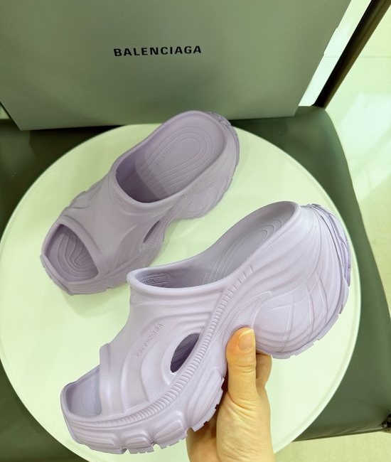 Balenciaga Thick Sole Non Slip Beach Casual Slides