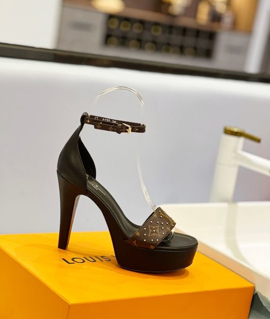 Louis Vuitton LV Elegant Color Block Leather Sole Platform Heels