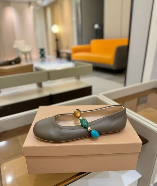 Gianvito Rossi Gemstone Decor Mary Jane Flat Casual Shoes