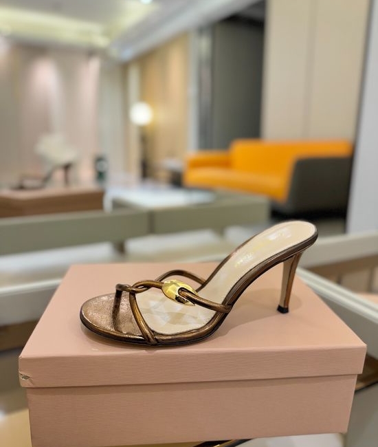 Gianvito Rossi Soft Leather Upper Block Heel Casual Slide Sandals