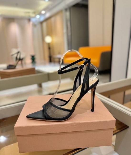 Gianvito Rossi Minimalist Leather Mesh High Heel Shoes