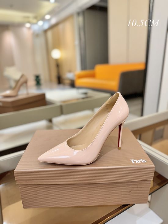 Christian Louboutine Patent Leather Classic Pointed Toe Stiletto Heel Pumps