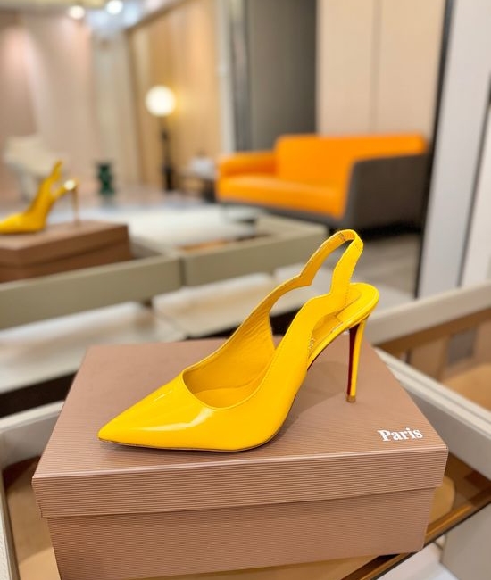 Christian Louboutine Wave-back High Heels Patent Leather Upper Genuine Leather Sole