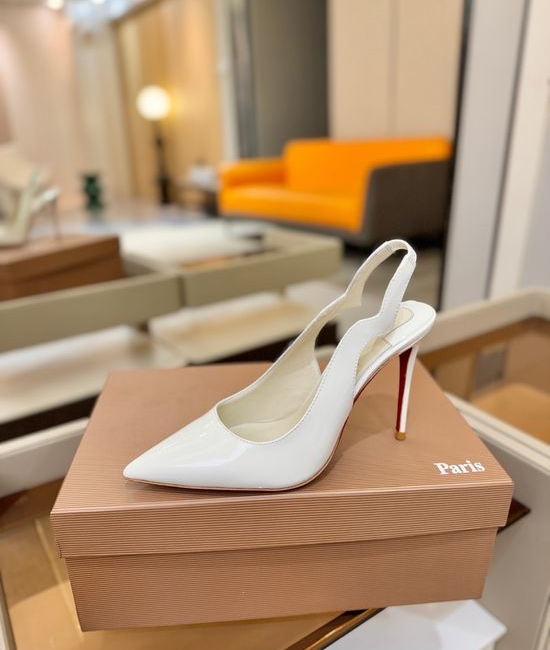 Christian Louboutine Wave-back High Heels Patent Leather Upper Genuine Leather Sole