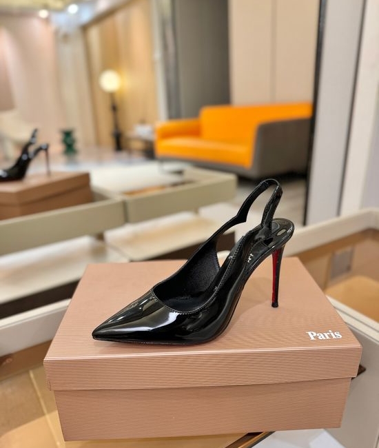 Christian Louboutine Wave-back High Heels Patent Leather Upper Genuine Leather Sole