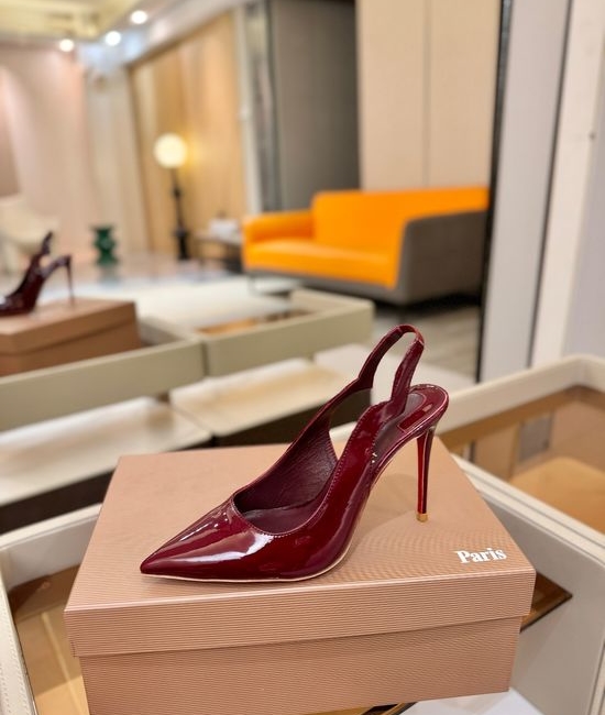 Christian Louboutine Wave-back High Heels Patent Leather Upper Genuine Leather Sole
