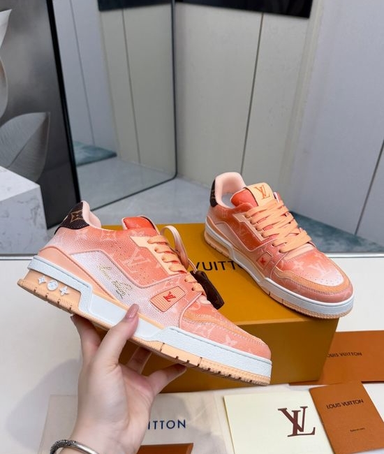 Louis Vuitton LV Vintage Leather Premium Comfortable Skate Sneakers