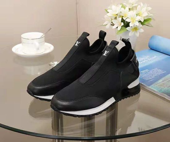 Louis Vuitton Stretchy Fabric Stitched Leather Comfortable Casual Sneakers