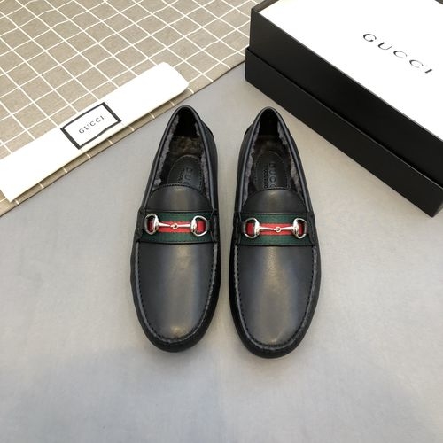 Gucci Cowhide Loafers With Interlocking G Details