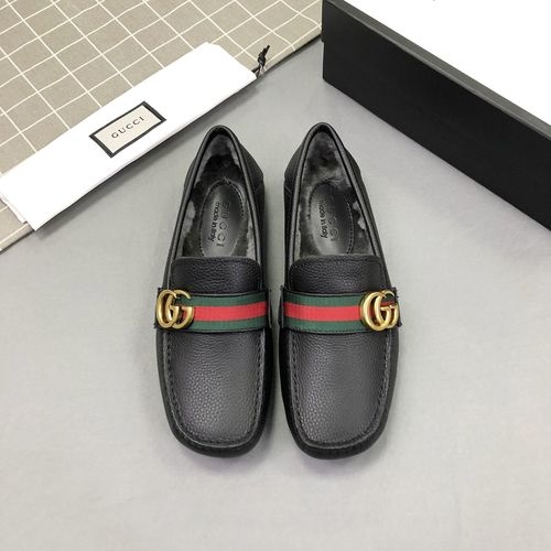 Gucci Cowhide Loafers With Interlocking G Details