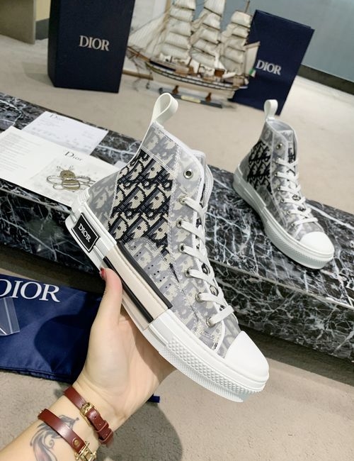 Christian Dior CD Top Quality Couple Casual Shoes With Logo