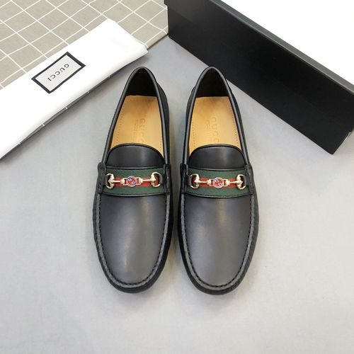 Gucci Cowhide Loafers With Interlocking G Details