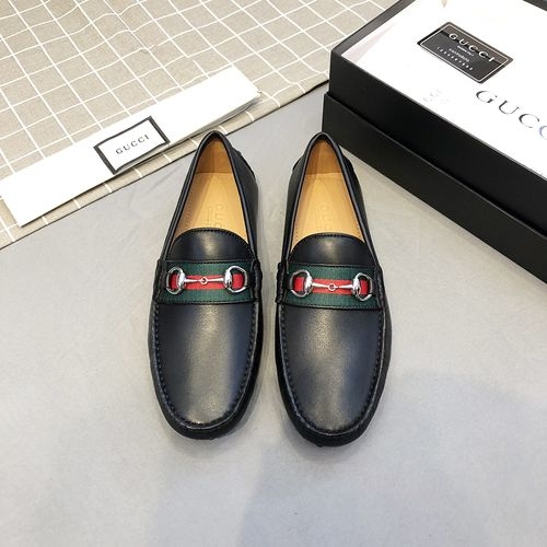 Gucci Cowhide Loafers With Interlocking G Details