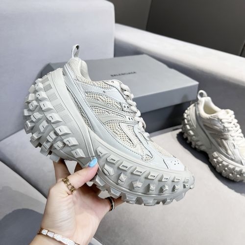 Balenciaga Tire Sole Casual Sneaker