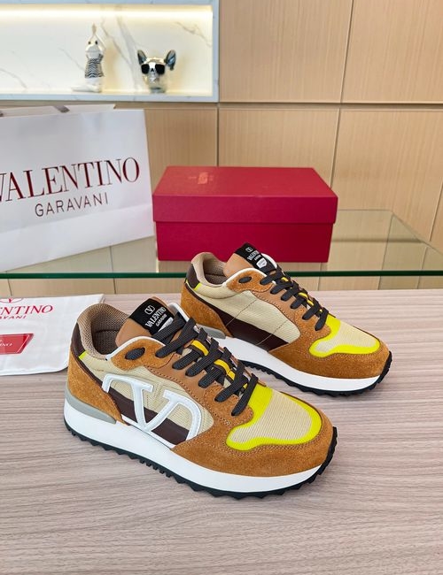 Valentino V Logo Pace Jogging Shoes