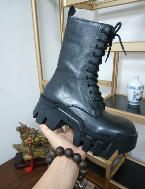Balenciaga Black Logo Sport Shoes With Thick Sole