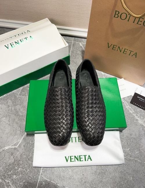 Bottega Veneta BV Woven Sheepskin Shoes With Leather Outsole