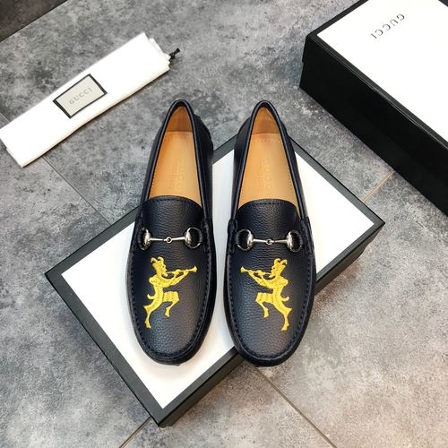 Gucci Cowhide Loafers With Interlocking G Details