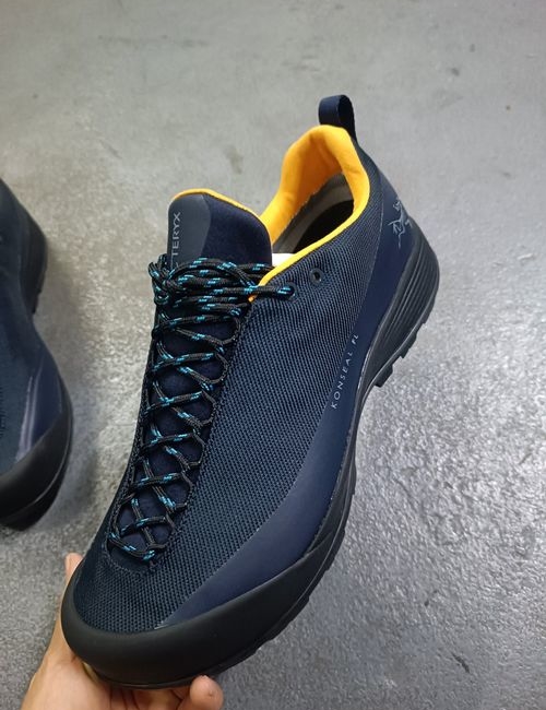 ArcTeryx Fl Business Shoes, New Blue Color