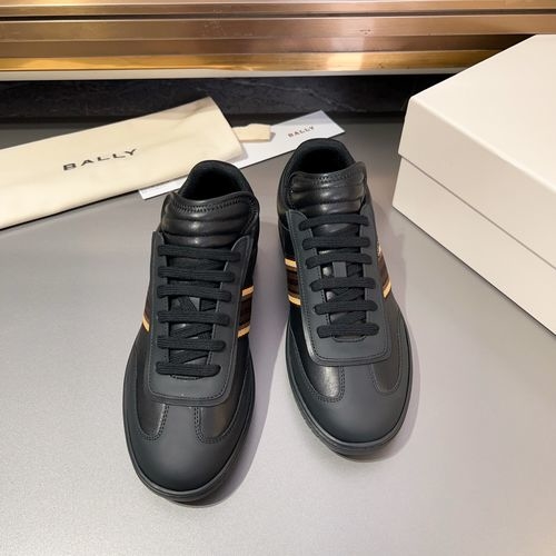 Bally Calfskin Upper Casual Low-top Sneakers