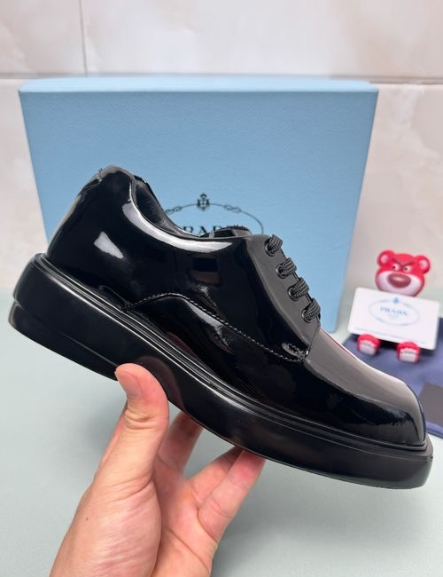 Prada Patent Leather Shoes Sheep Lining Durable Sole