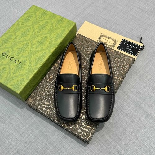 Gucci Cowhide Loafers With Interlocking G Details