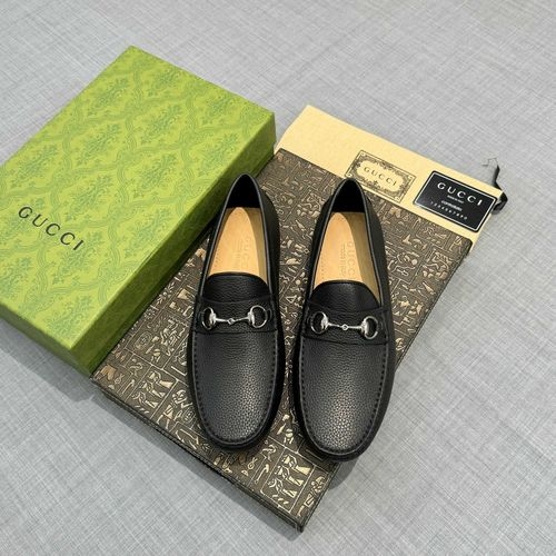 Gucci Cowhide Loafers With Interlocking G Details